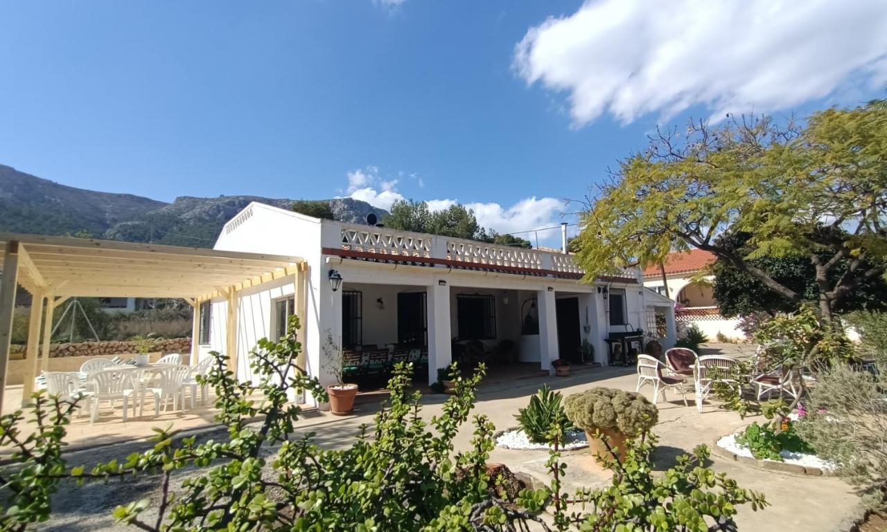 Casa Mariseta y Tonet, naturaleza a 2 km del mar Calpe Bagian luar foto